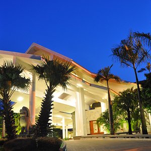 Borei Angkor Resort &amp; Spa, hotel in Siem Reap