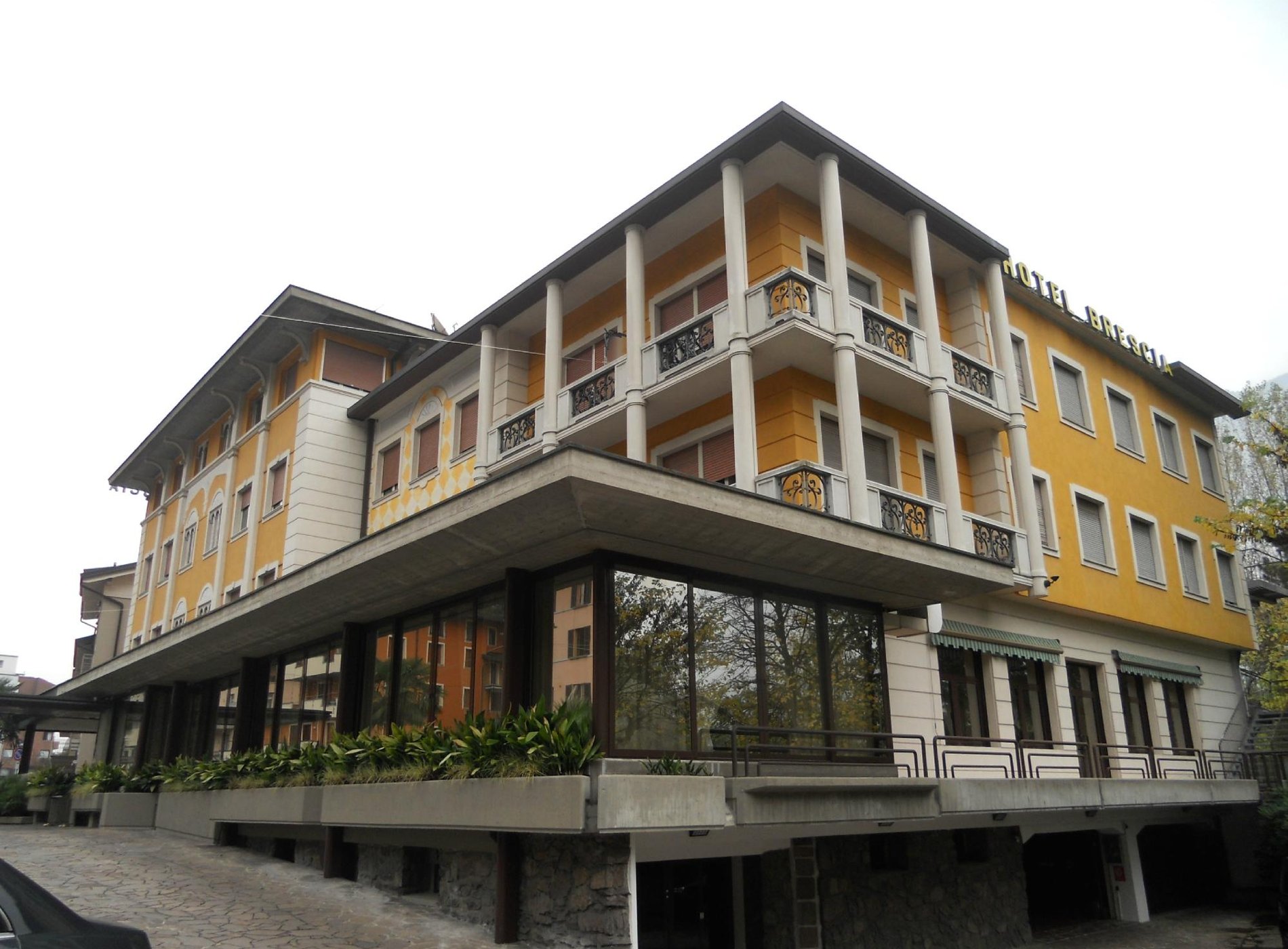 Hotel Brescia image