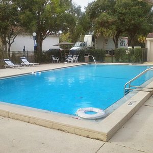 Motel 6 Fairgrounds  Pool