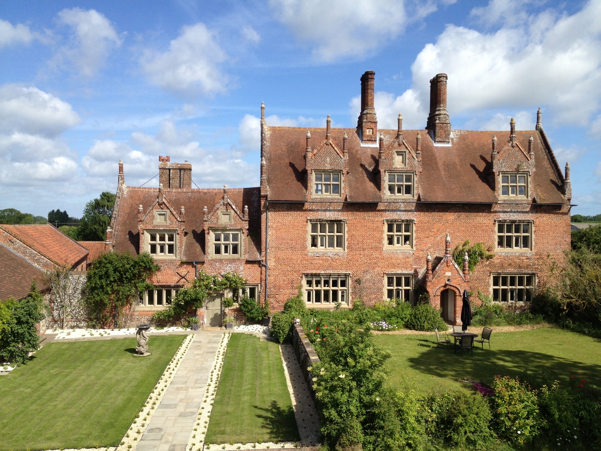 HAUTBOIS HALL - Guest House Reviews (Norwich, England)