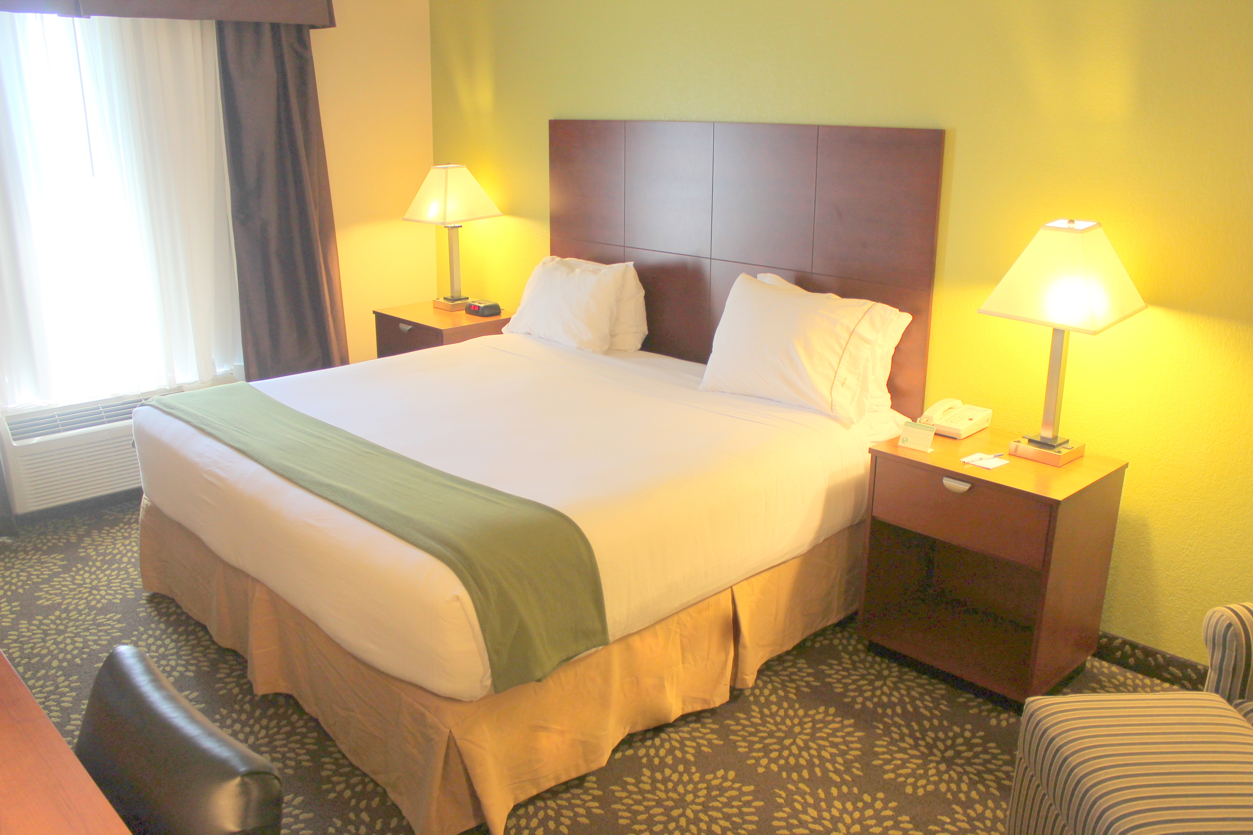 HOLIDAY INN EXPRESS SUITES STARKVILLE AN IHG HOTEL Updated 2024   Standard King Room 