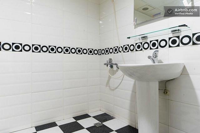 Home Sweet Guesthouse S Guest House Reviews Wanhua Taipei - How Much Does It Cost To Put A Bathroom In House Taiwan