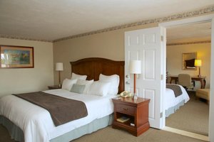 Room & Suite