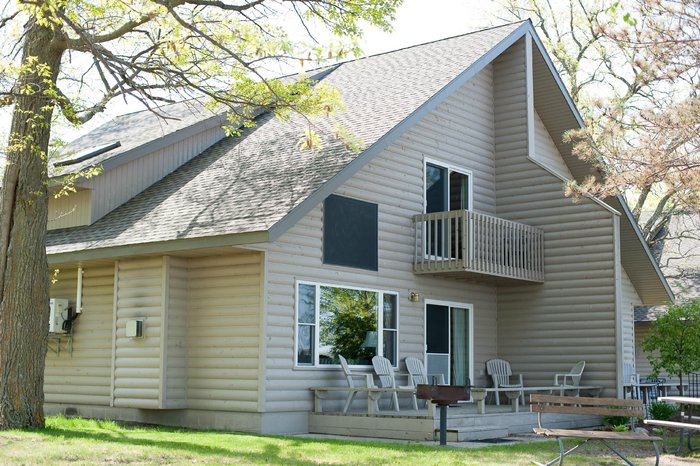 GULL LAKE RESORT
