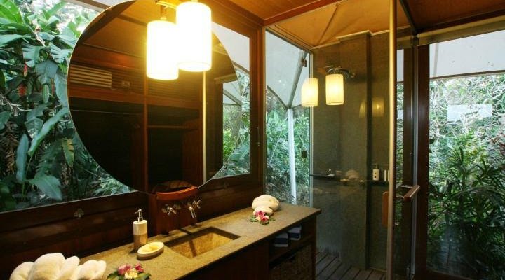 bure bathroom