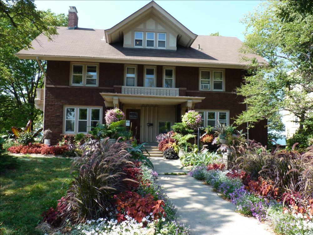 MENDOTA LAKE HOUSE B&B - Updated 2024 Prices, Reviews, And Photos