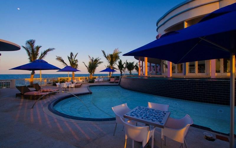 Caju Pool Bar