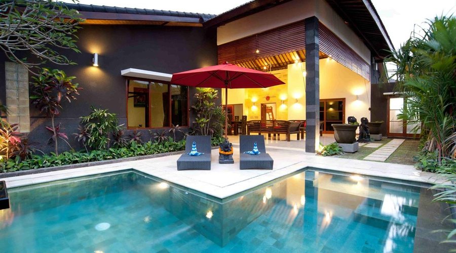 Pool - 5 Bedroom Villa