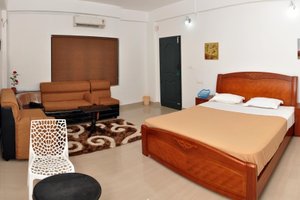 Room & Suite