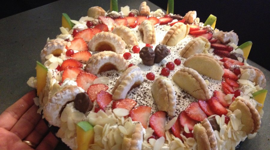 Torta di buon compleanno