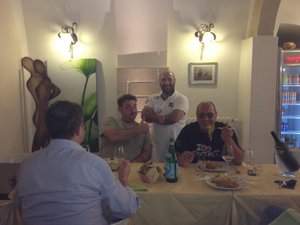 Interni