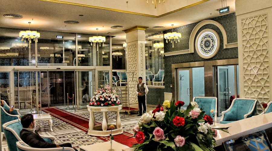 Reception, Lobby