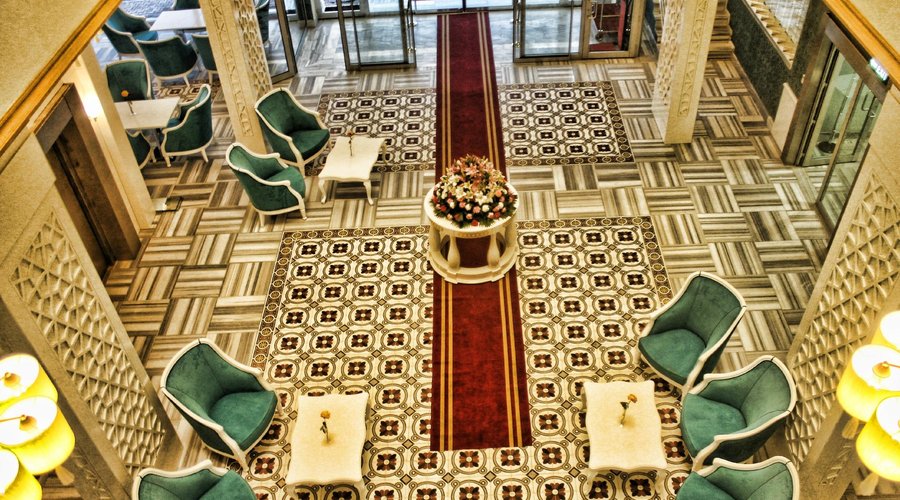Reception, Lobby