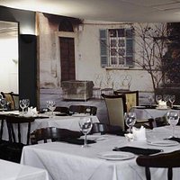 Restaurant floor