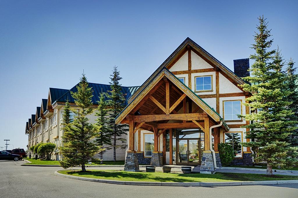 Lakeview Inns & Suites - Okotoks (C̶$̶1̶1̶5̶) C$103 - UPDATED 2022 ...