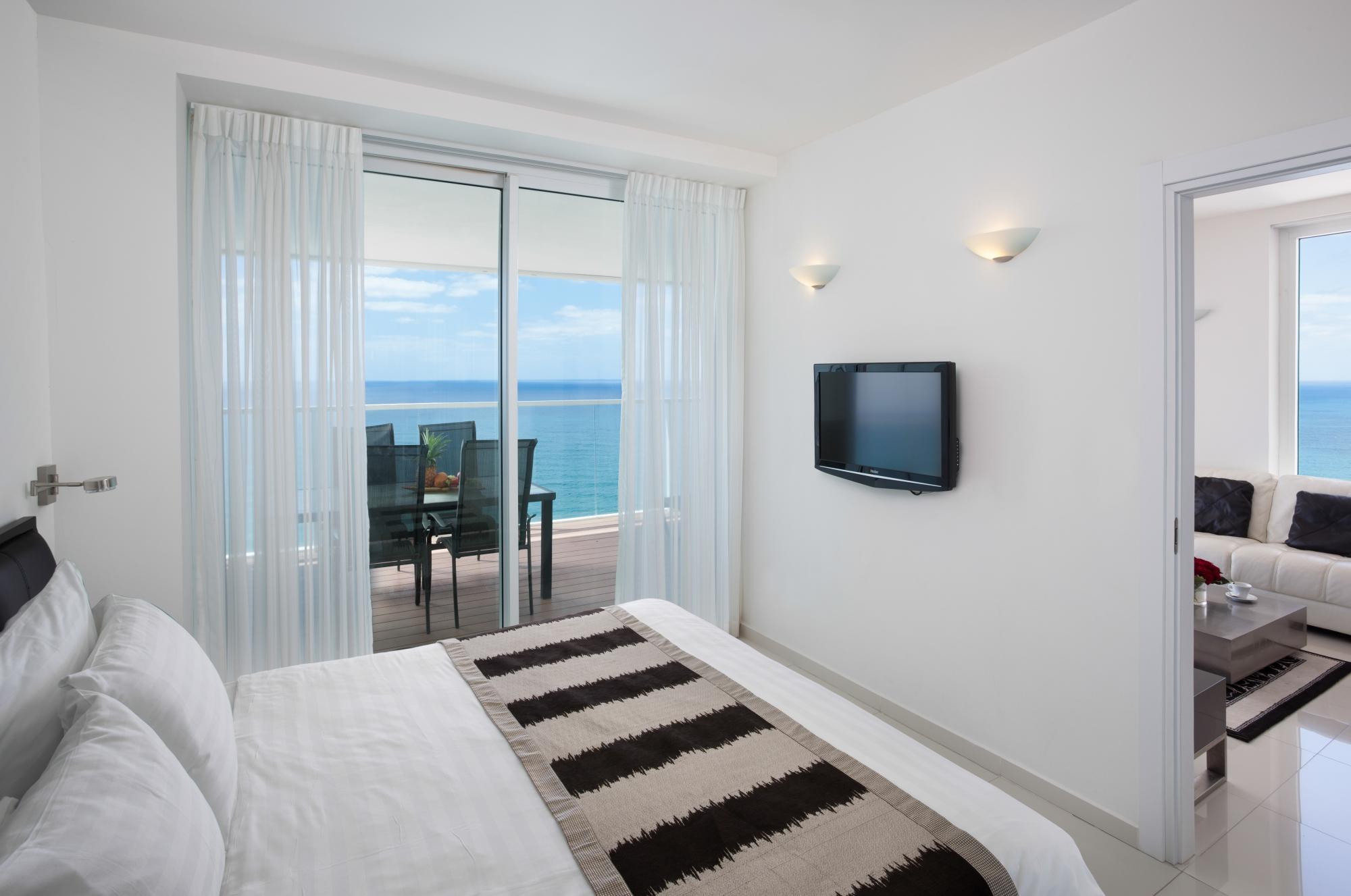 Hotel photo 9 of Island Suites Hotel.