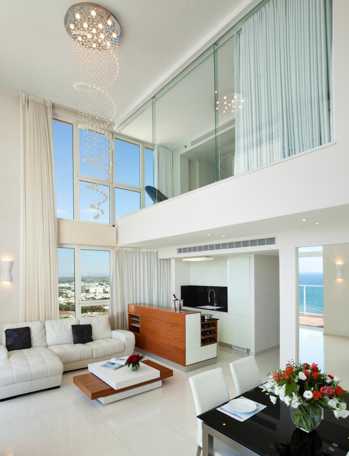 Hotel photo 3 of Island Suites Hotel.