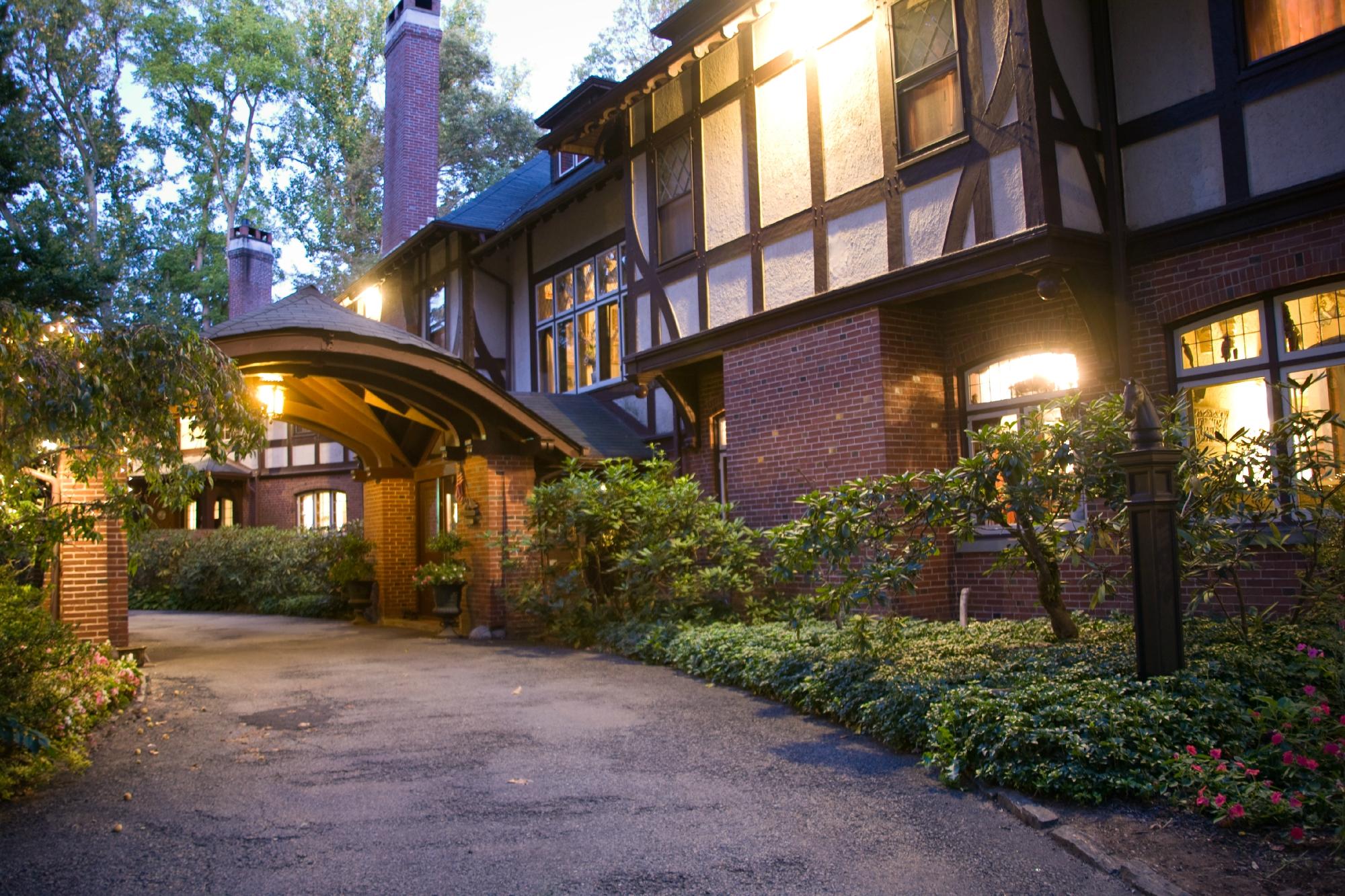Hotel photo 31 of Gramercy Mansion.