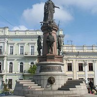 Памятник