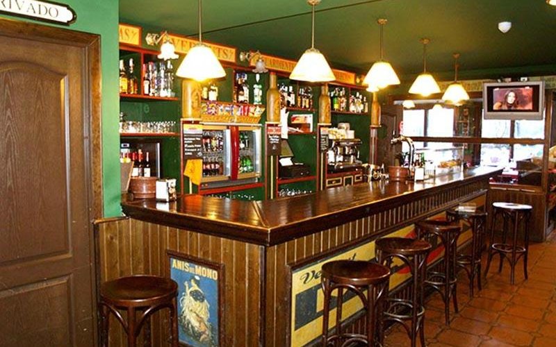 Bar