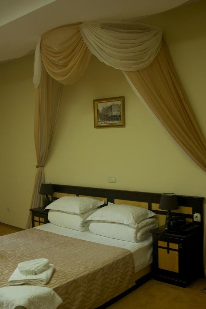GEORG PALACE - Prices & Guest house Reviews (Chernivtsi, Ukraine) GEORG PALACE - Prices &  Guest house Reviews (Chernivtsi, Ukraine)