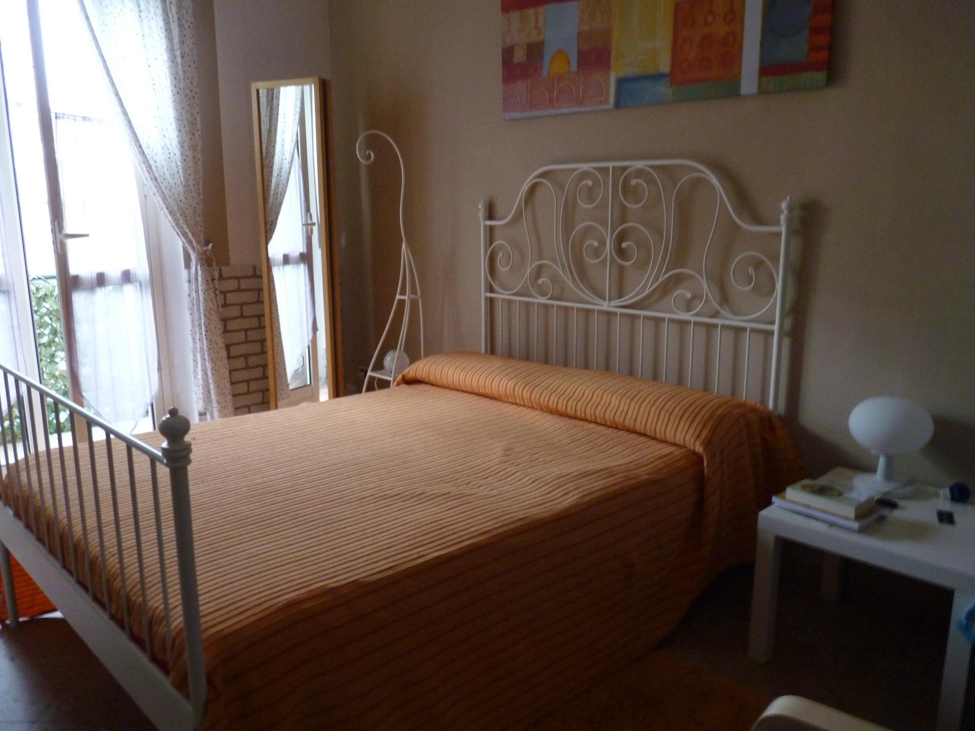 BED & BREAKFAST DELFINA (AU$120): 2022 Prices & Reviews (Reggio ...