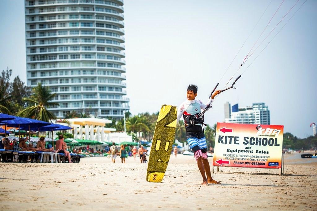 Hua Hin Kitesurfing - All You Need to Know BEFORE You Go