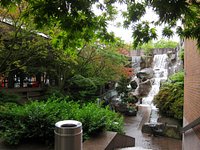 waterfall garden park washington