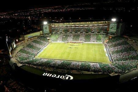 Crazy-Football-Golf  Estadio de futbol, Fiesta de fútbol, Futbol