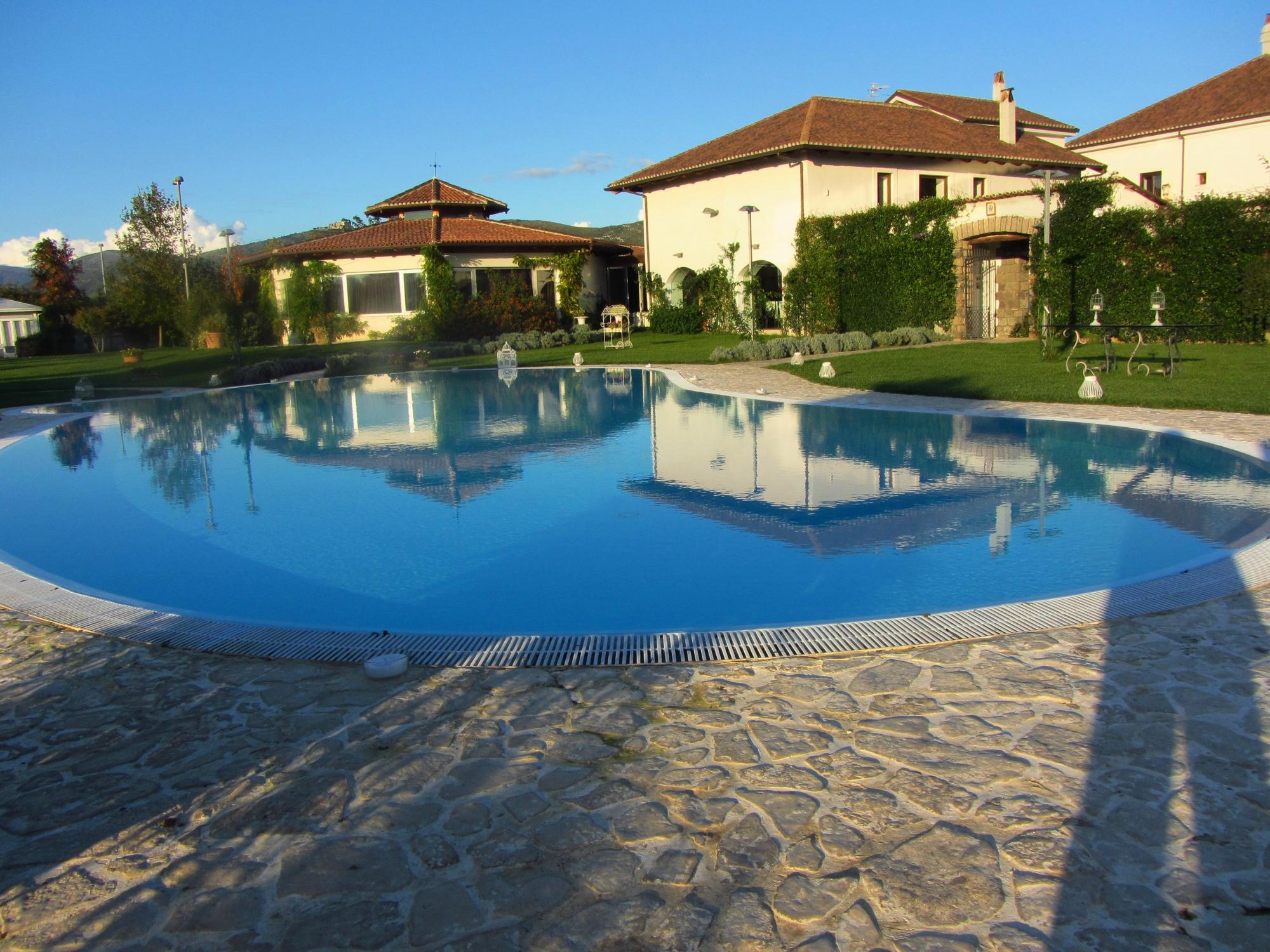 RELAIS TENUTA SAN DOMENICO B&B (Capua, Provincia Di Caserta): Prezzi ...