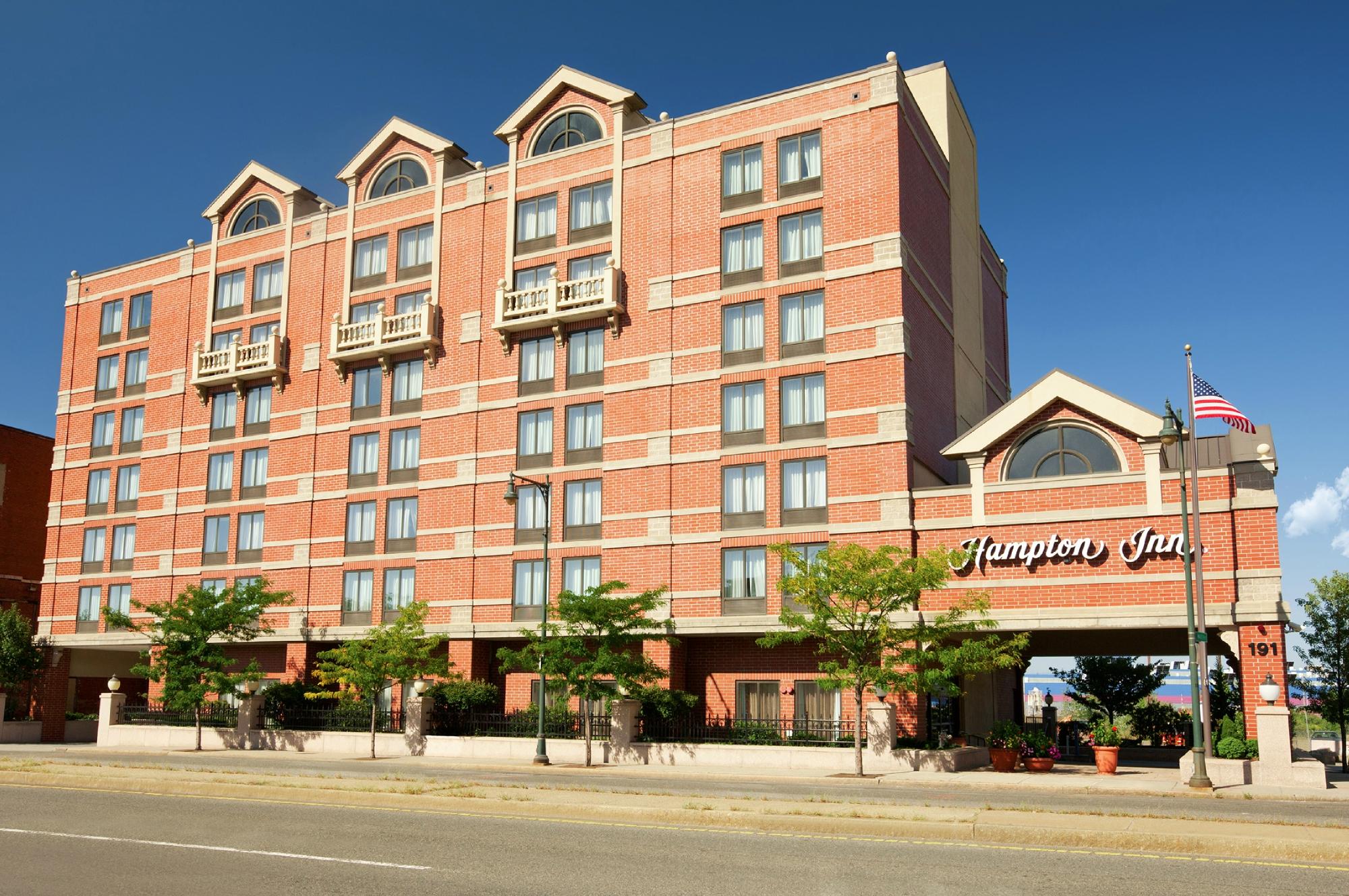 Hotel photo 35 of Hampton Inn Boston / Cambridge.
