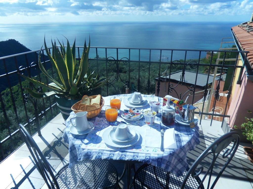 BED AND BREAKFAST IL VIGNETO - B&B Reviews (Riomaggiore, Cinque Terre ...