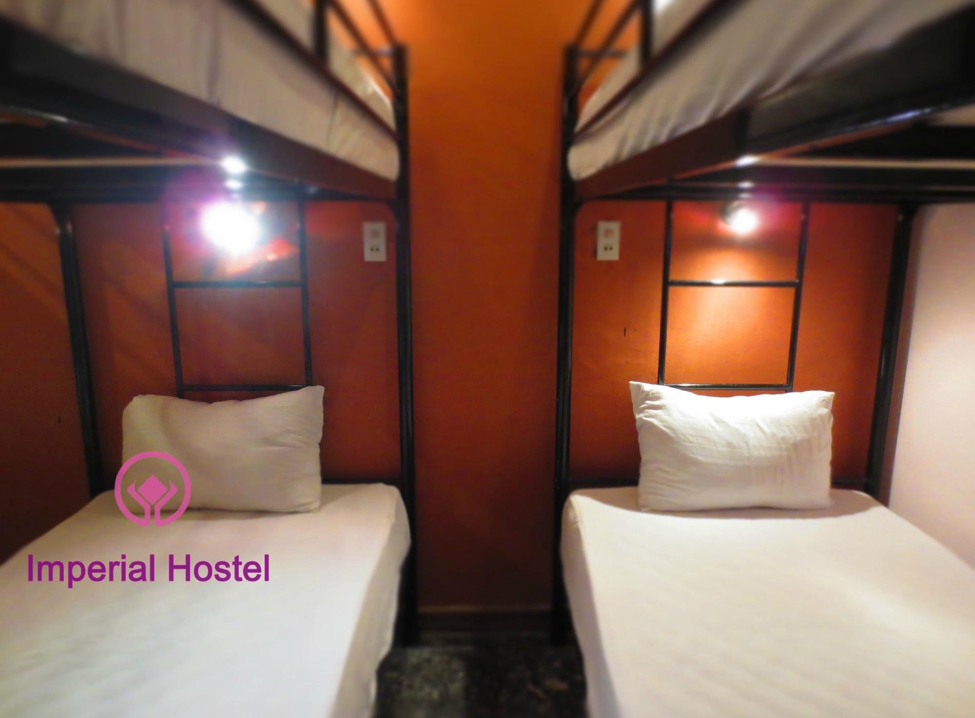 Vietnam Backpacker Hostels - Hue Hostel & Sports Bar by null
