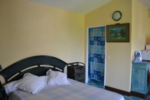 Room & Suite