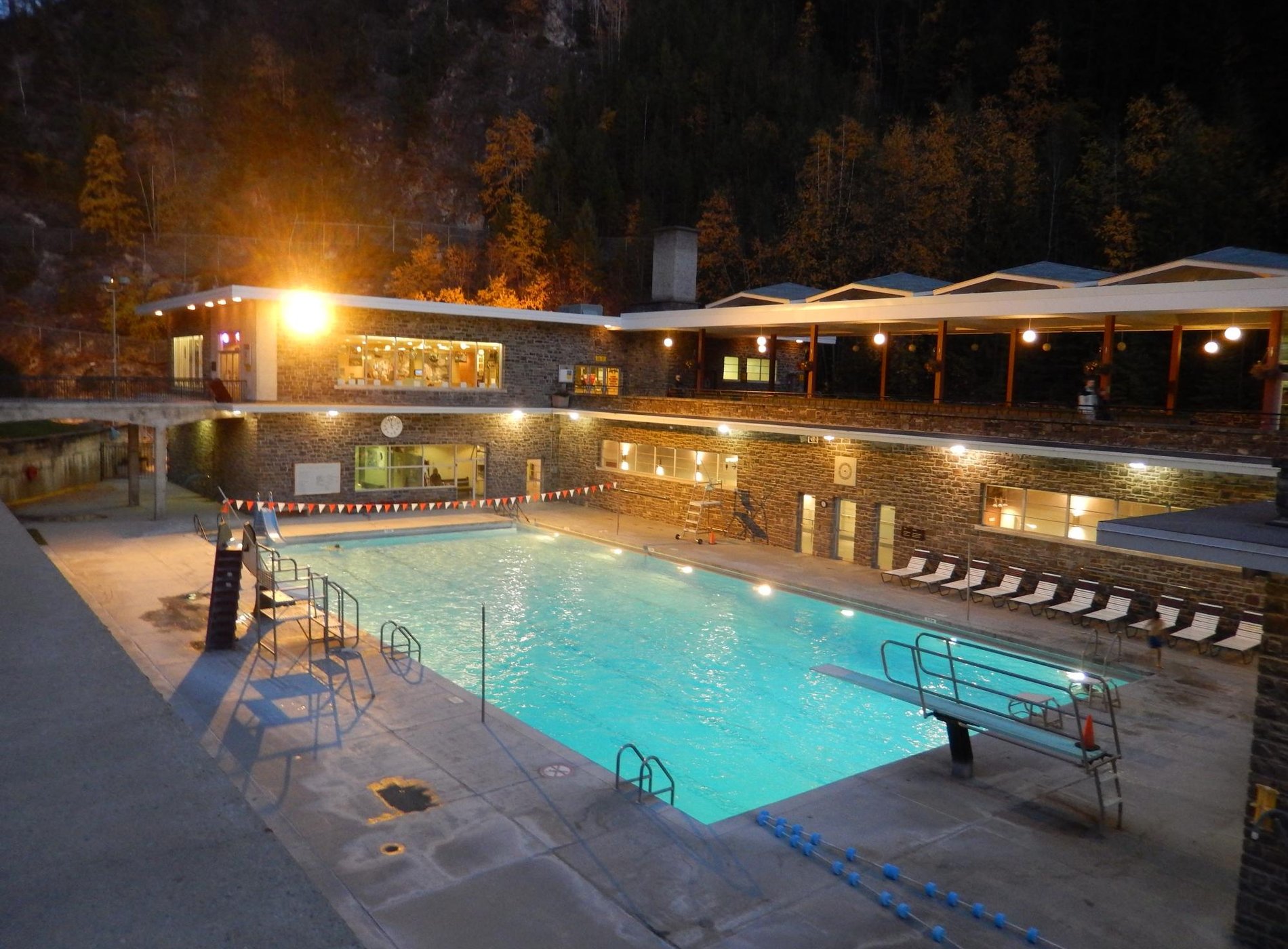Cedar Motel by null