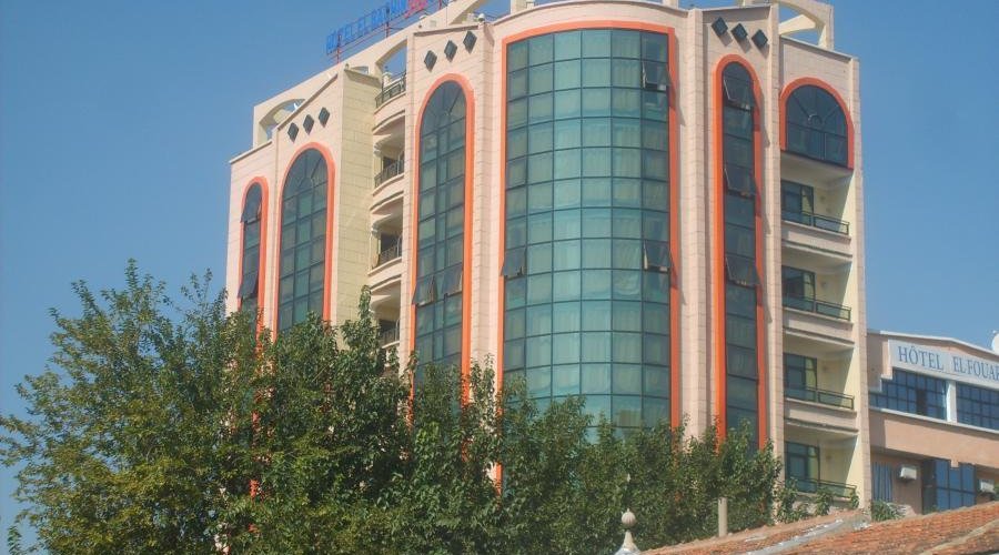 façade de l’hôtel