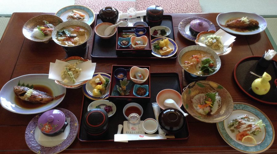 地元のお魚中心の昼食