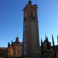 Torre de Santa María en la plaza de la Capilla der Oidor