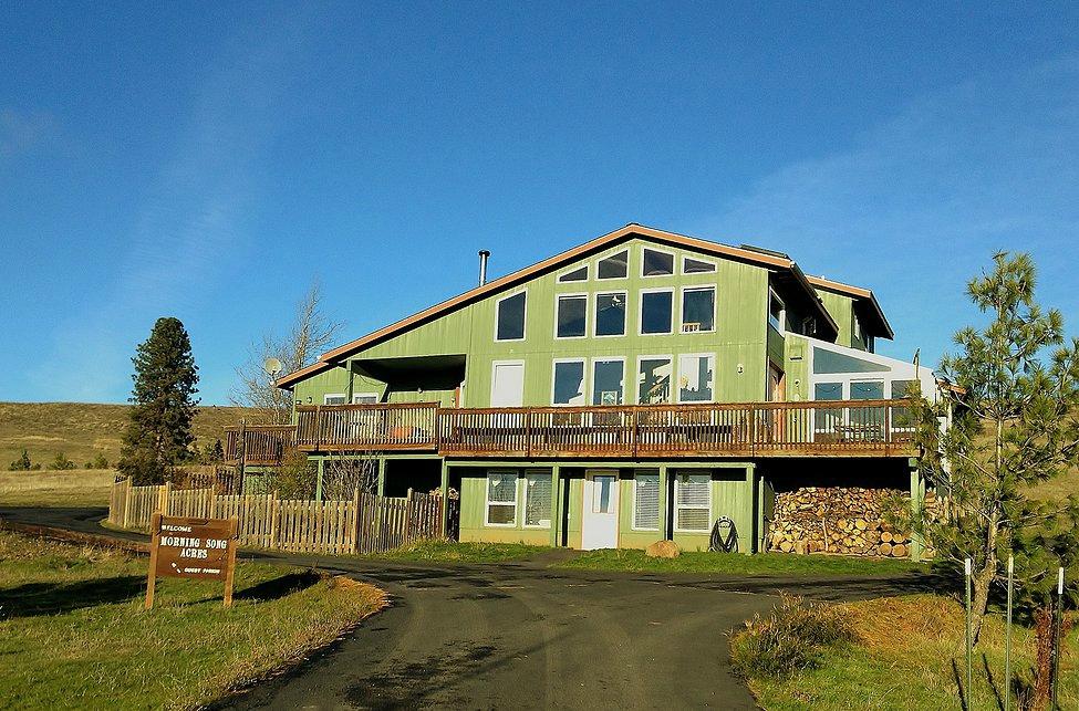 MORNING SONG ACRES - B&B Reviews (Lyle, WA)