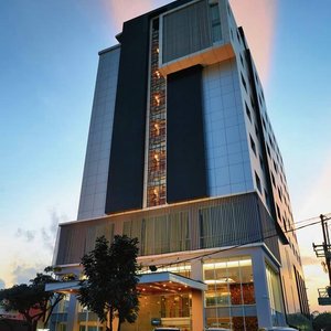 Hotel Facade