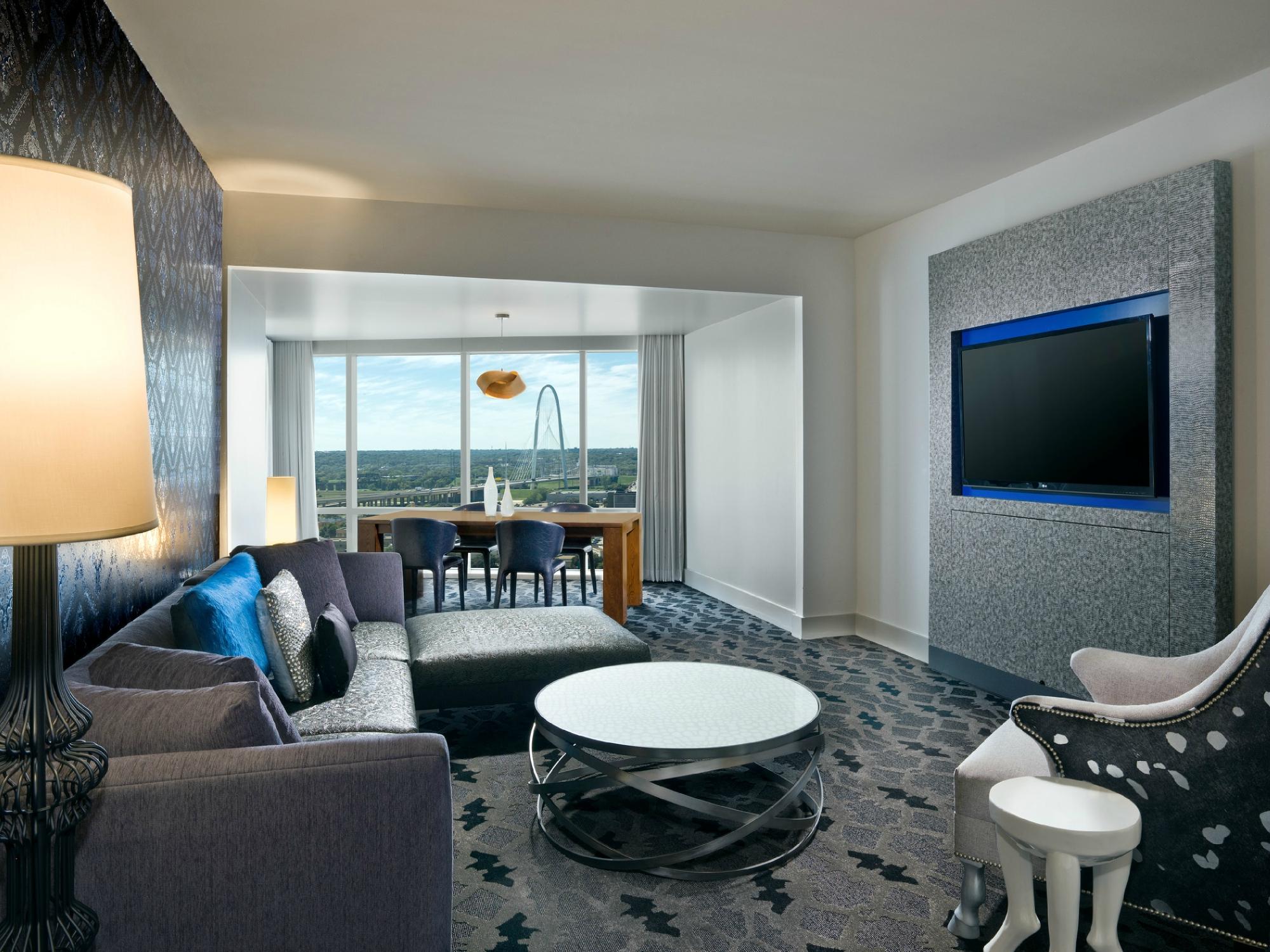 Hotel photo 35 of W Dallas - Victory.