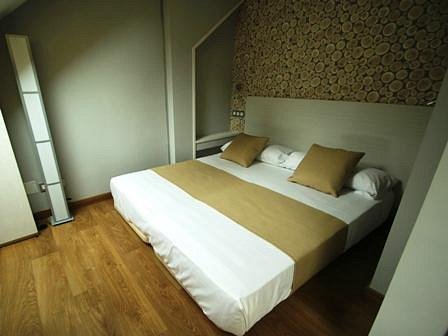 Cama 2x2: fotografía de Hotel De Martin, San Lorenzo de El Escorial -  Tripadvisor