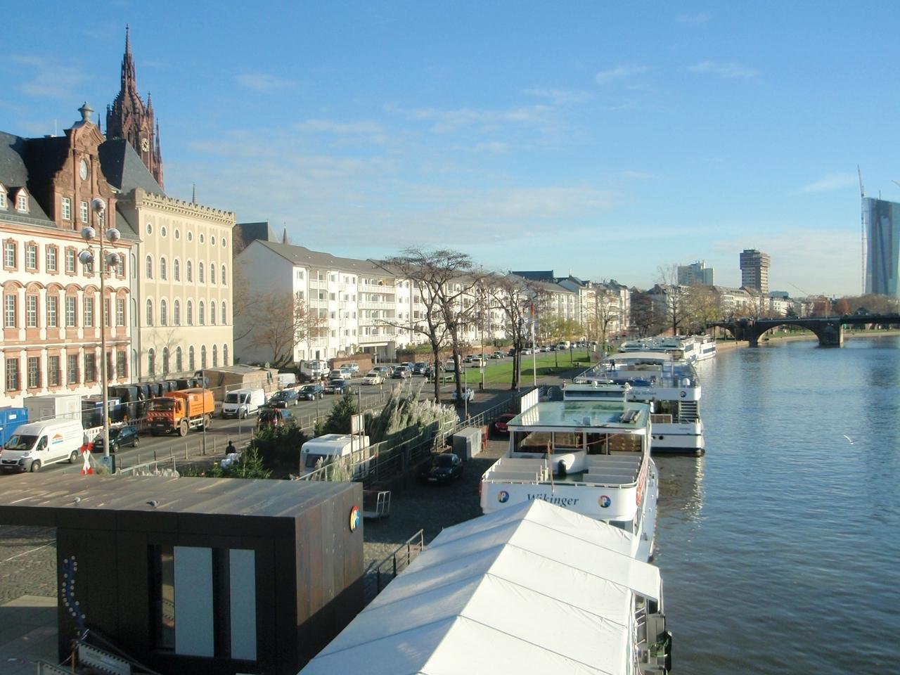 ROYAL HOTEL Frankfurt by null