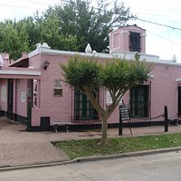Fachada en calle Alvear
