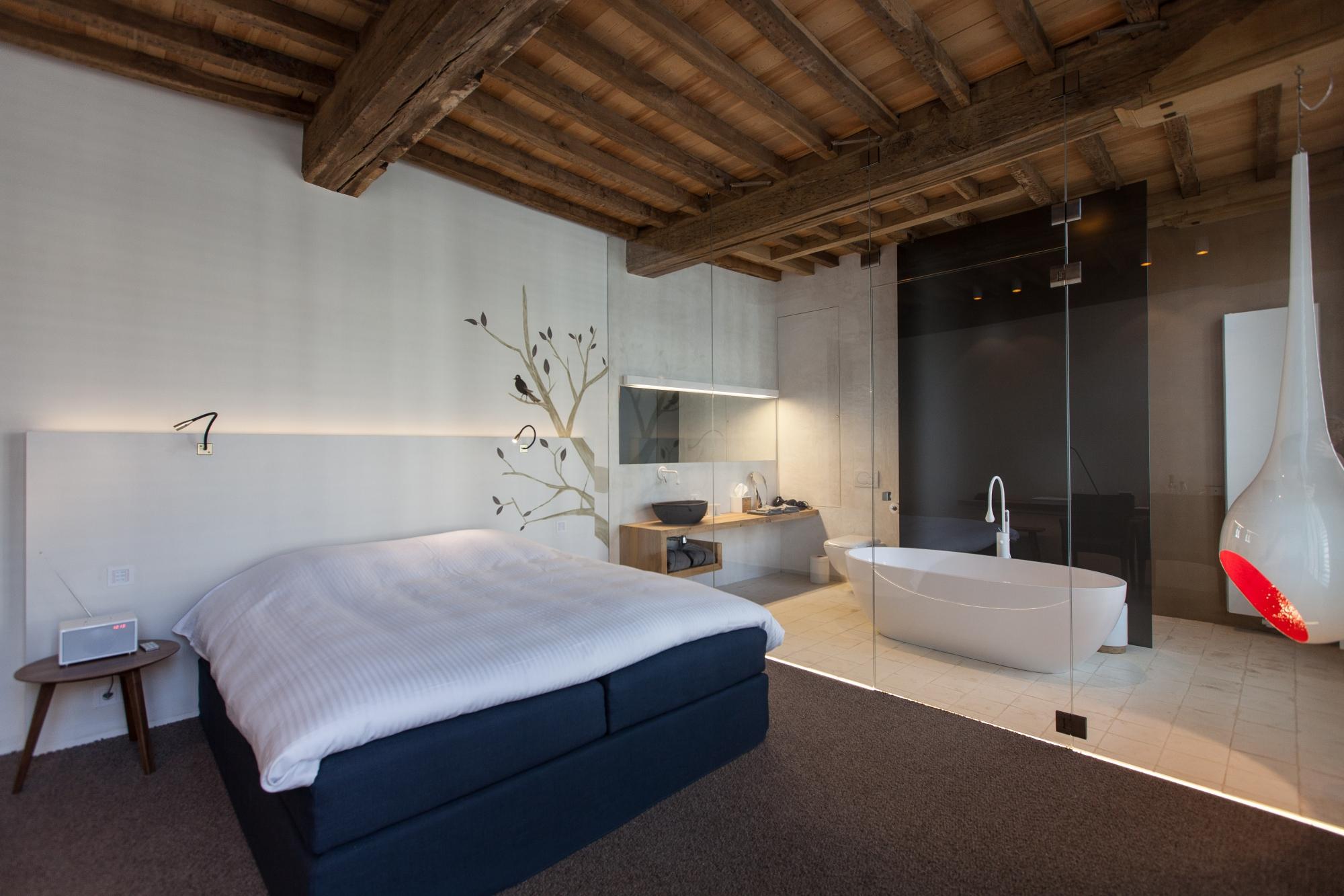 La Suite by null