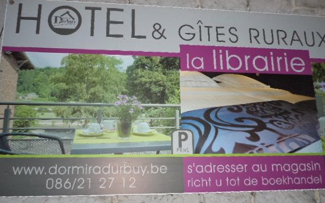 Reklame bord van het hotel