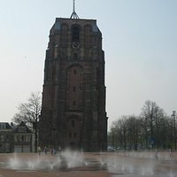 De Oldehove, hier nog zonder glazen bak bovenop