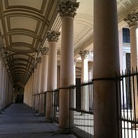 Cattedrale di Novara, colonnato