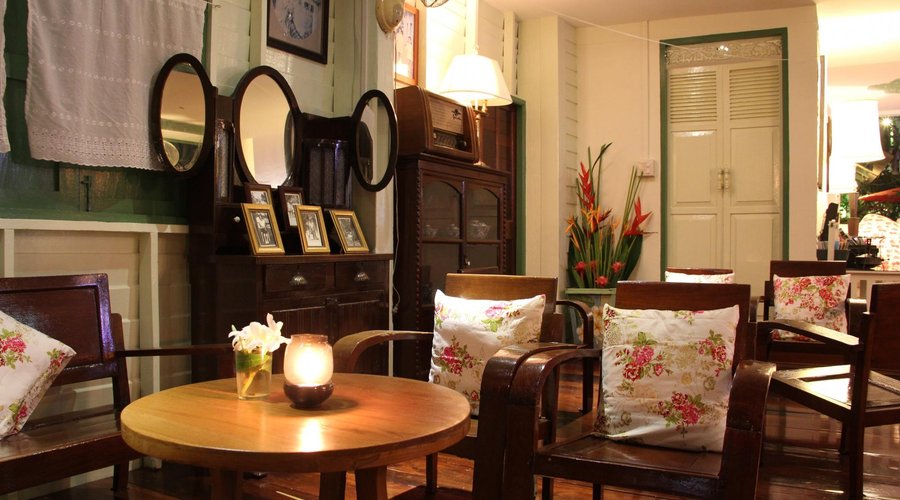 Baanrak Amphawa Homestay