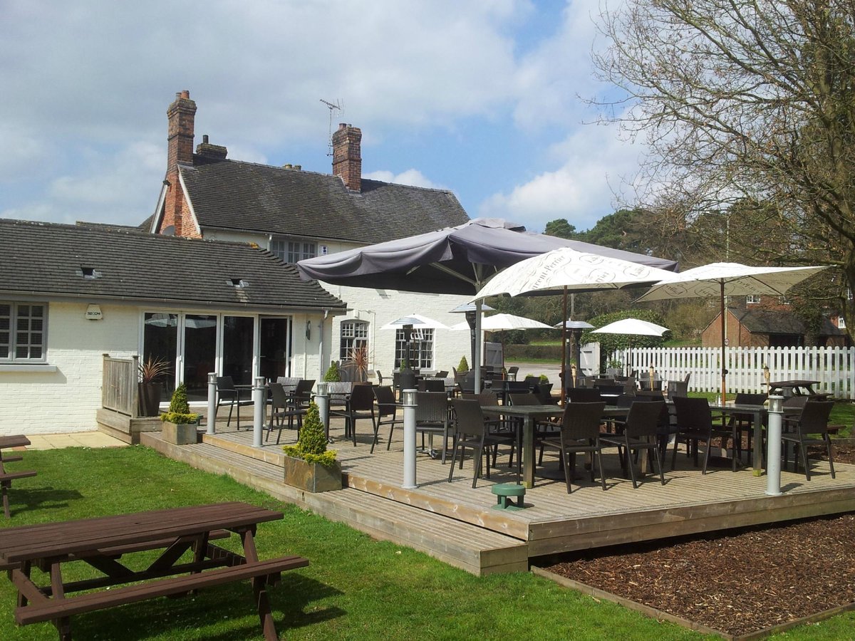 THE SWAN WITH TWO NECKS, Newcastle-under-Lyme - Nantwich Rd - Updated ...